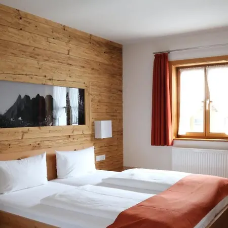 فندق Oberstdorfer Einkehr - Mitten Im Zentrum اوبرستدورف