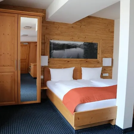 Oberstdorfer Einkehr - Mitten Im Zentrum Hotell